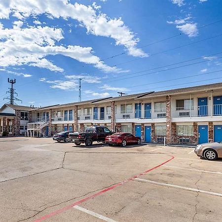 Motel 6 Fort Worth - Northside 외부 사진